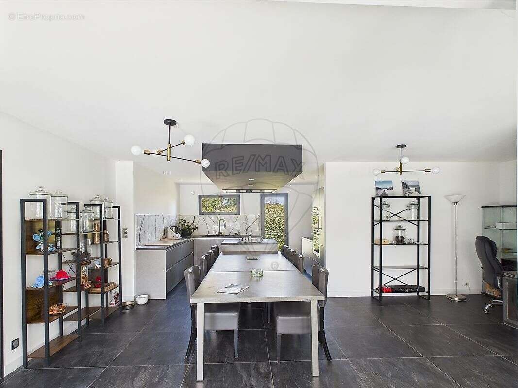 Maison à LES MATHES