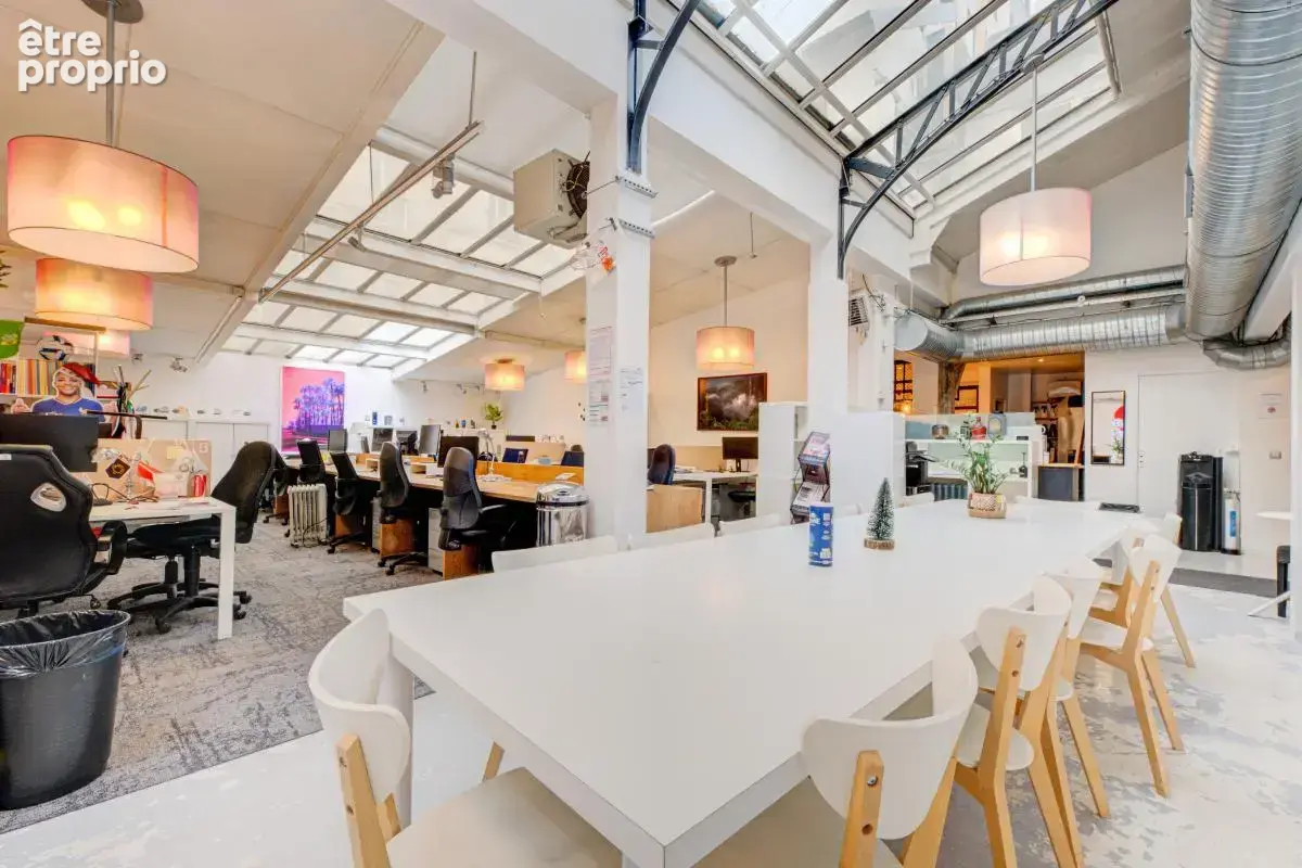 Commerce 806 m² à vendre à Levallois-Perret (92300) - photo 1