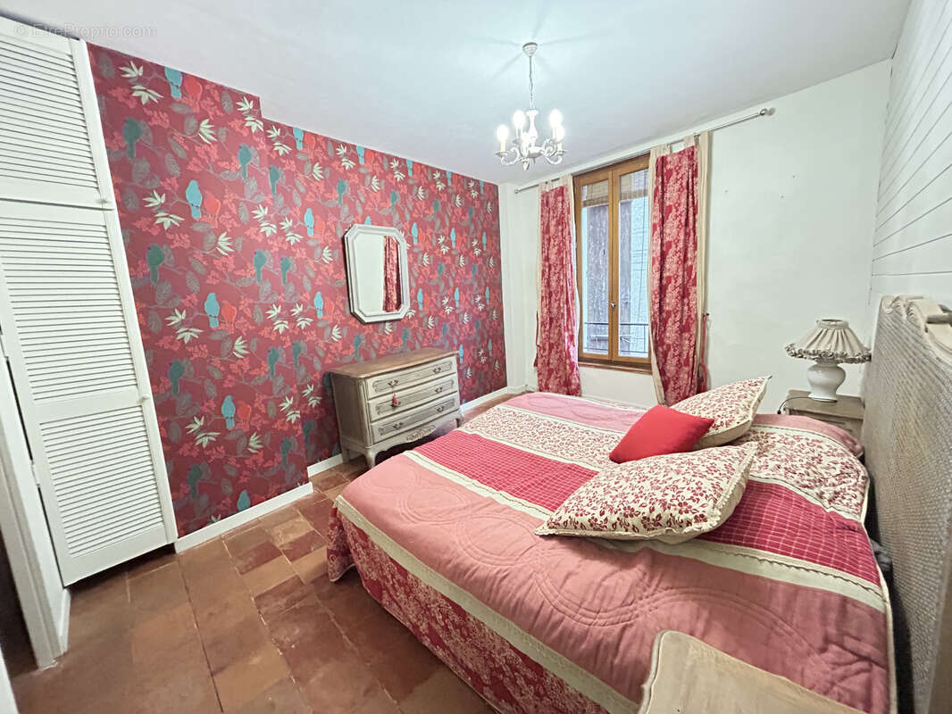 Maison à CORNEILHAN