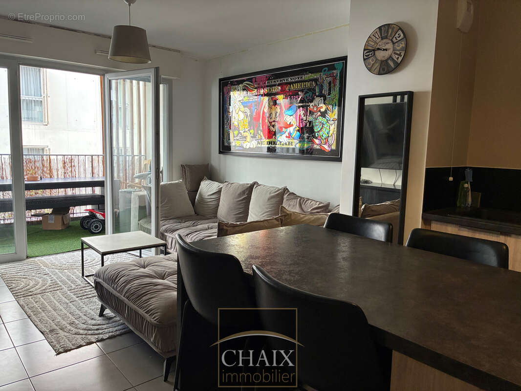 Appartement à MARSEILLE-6E