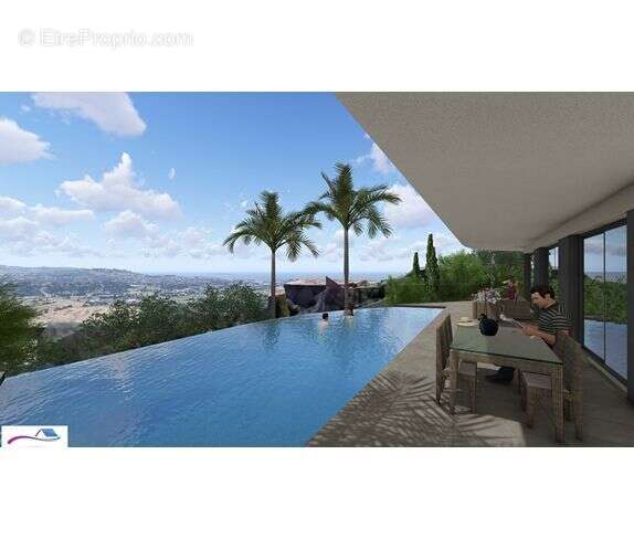 Terrain à MANDELIEU-LA-NAPOULE