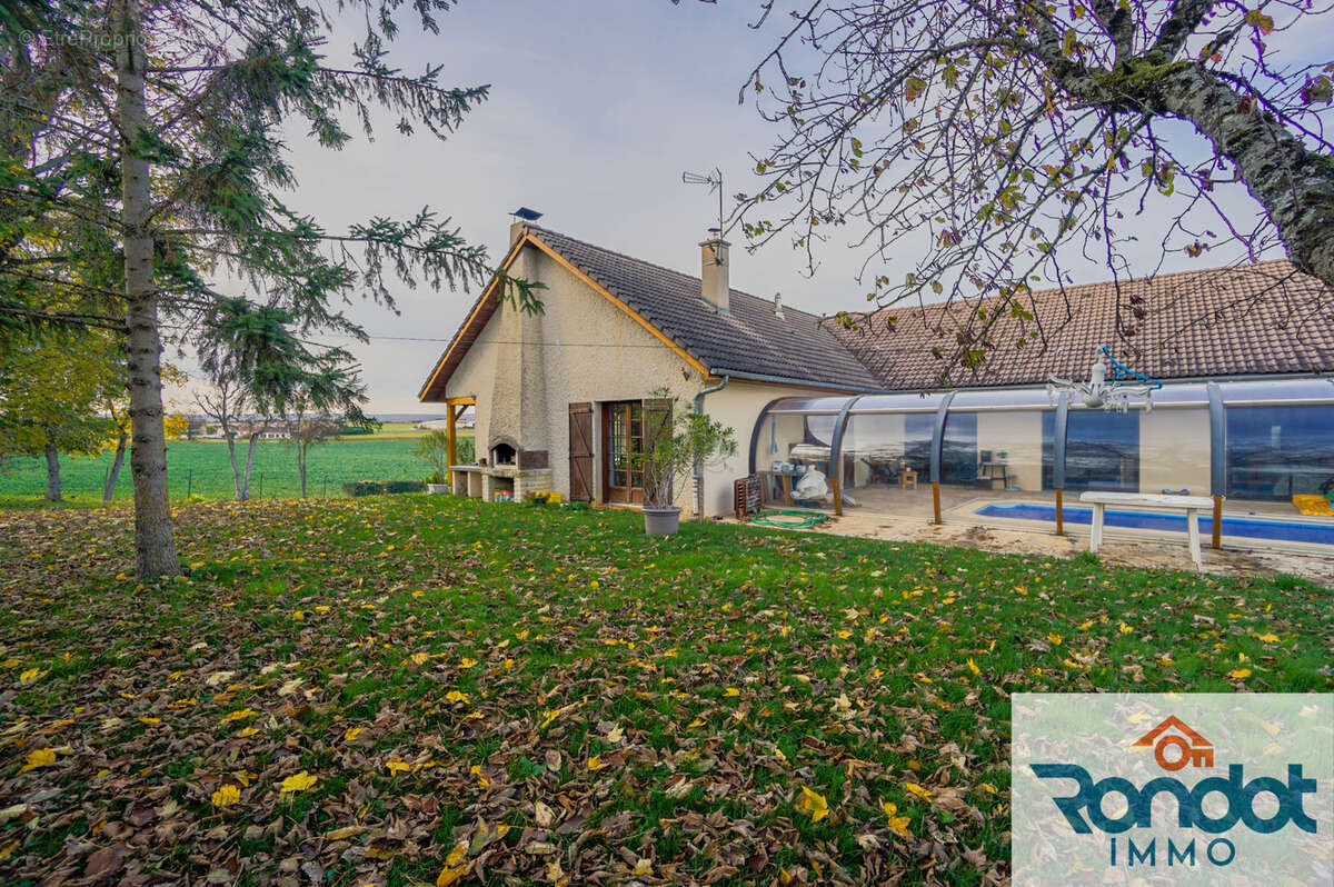 Maison à MARSANNAY-LE-BOIS