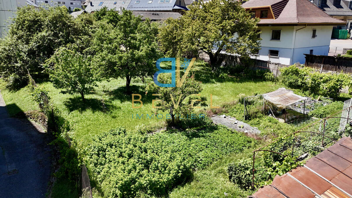 Terrain à SAINT-JEAN-DE-MAURIENNE