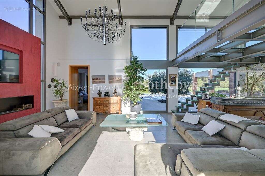 Maison à BOUC-BEL-AIR