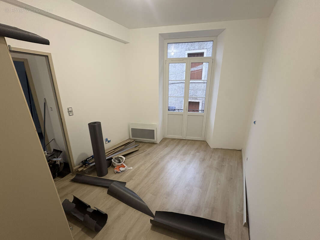 Appartement à PUY-L&#039;EVEQUE