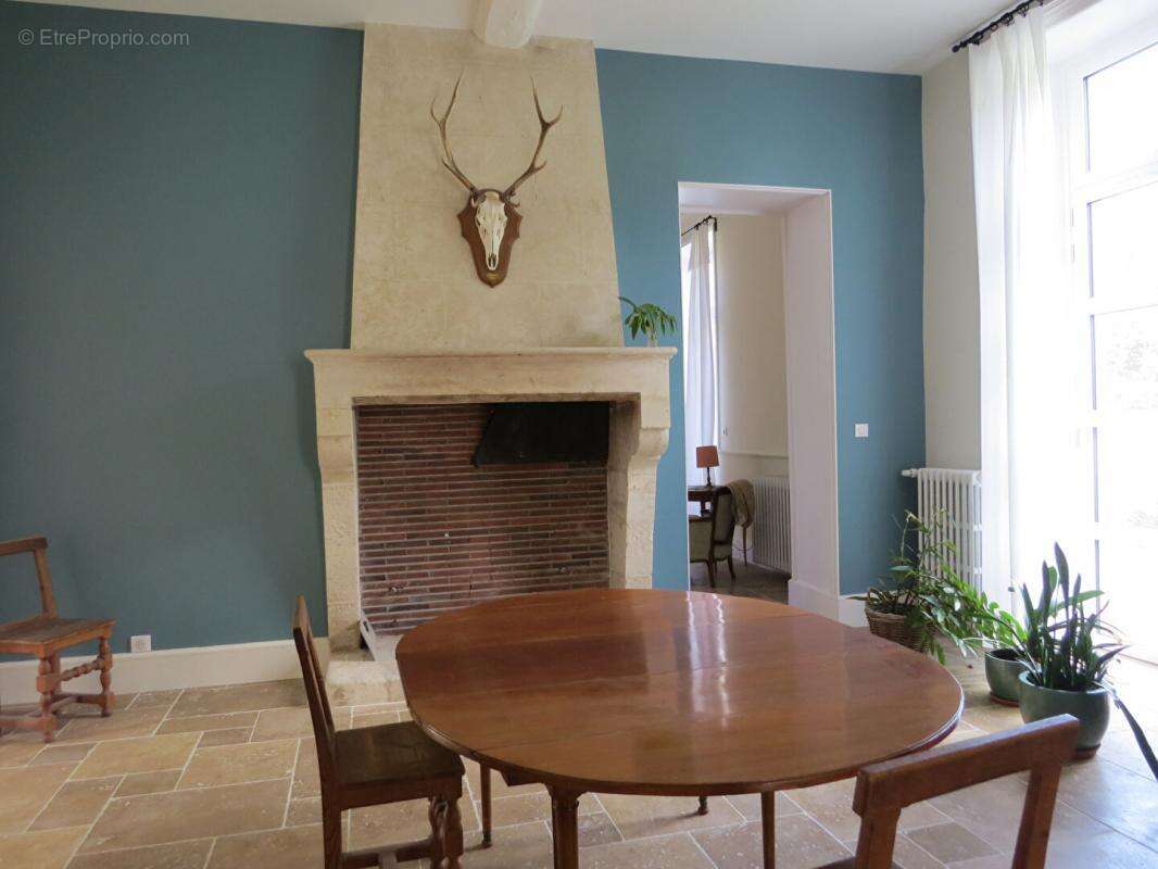 Maison à FONTENAY-LE-COMTE