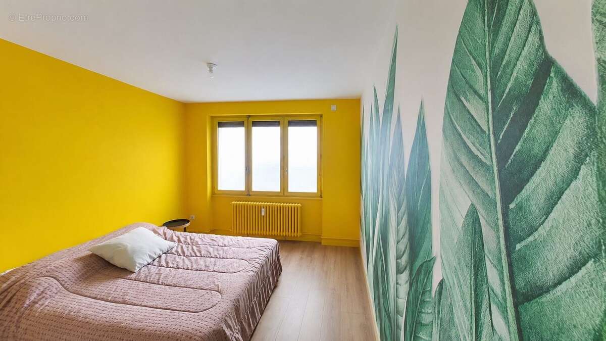 Appartement 68 m² à Saint-Etienne  - photo 4