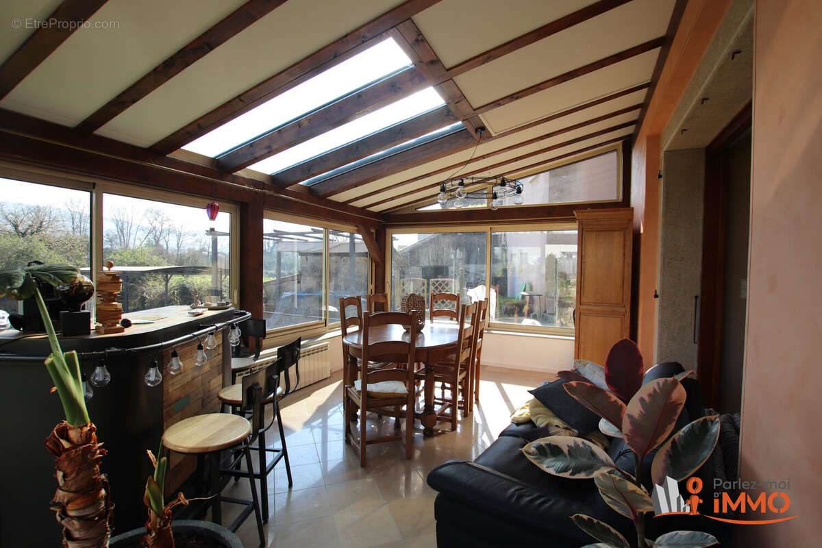 Maison à MONTALIEU-VERCIEU