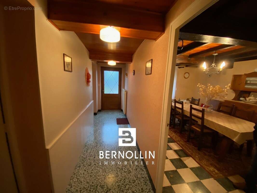 Maison à CONFRANCON