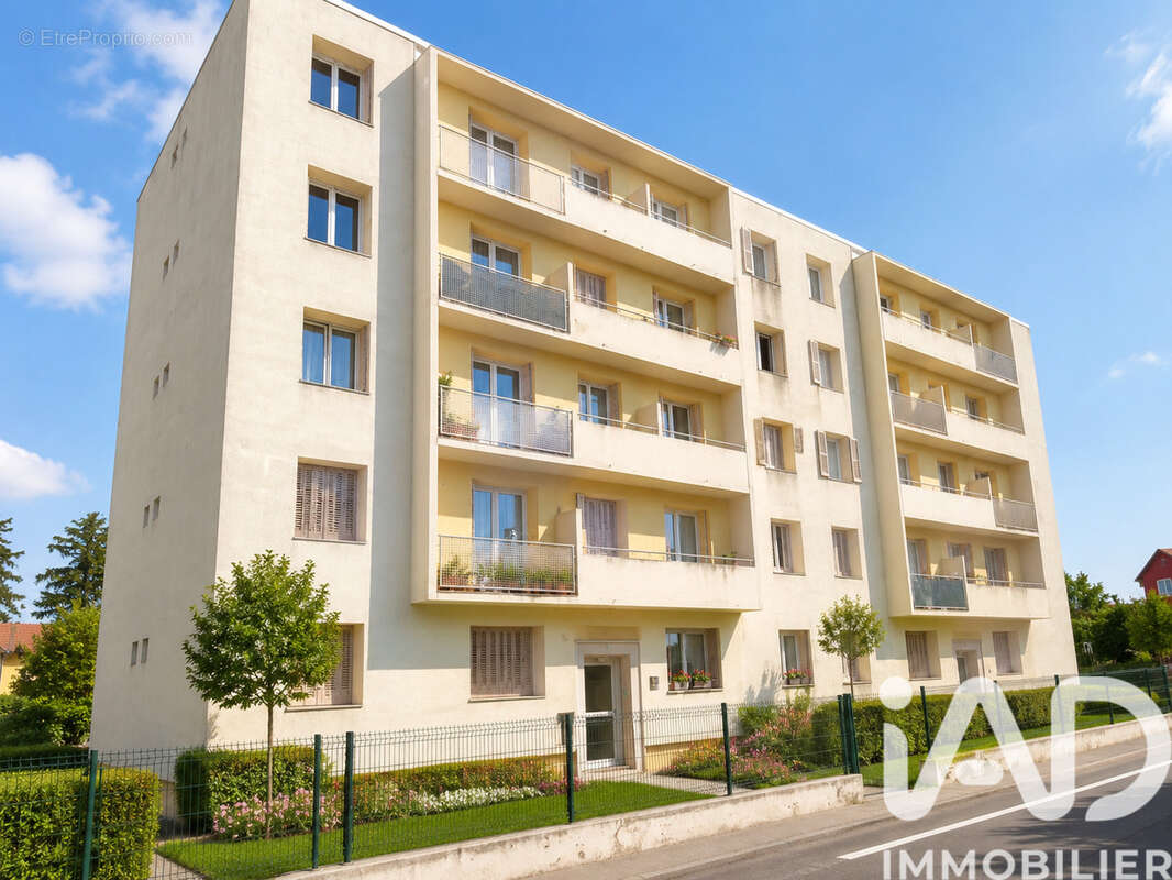 Photo 3 - Appartement à LA VERPILLIERE