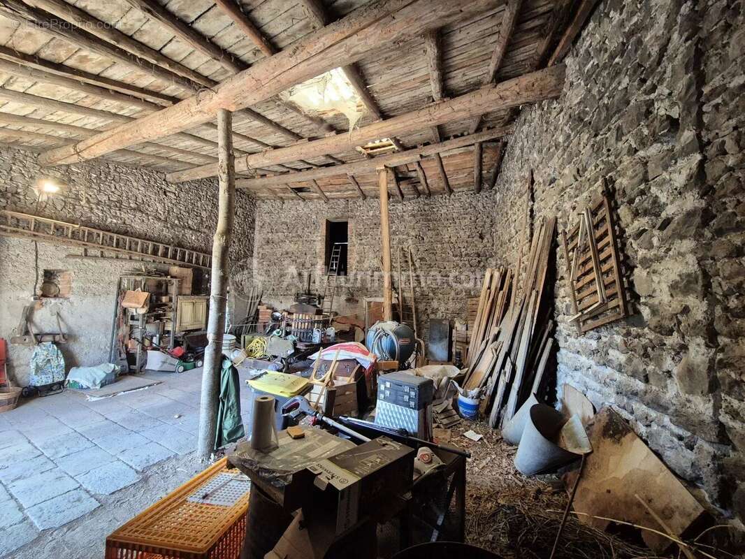 Maison à SAINT-SATURNIN