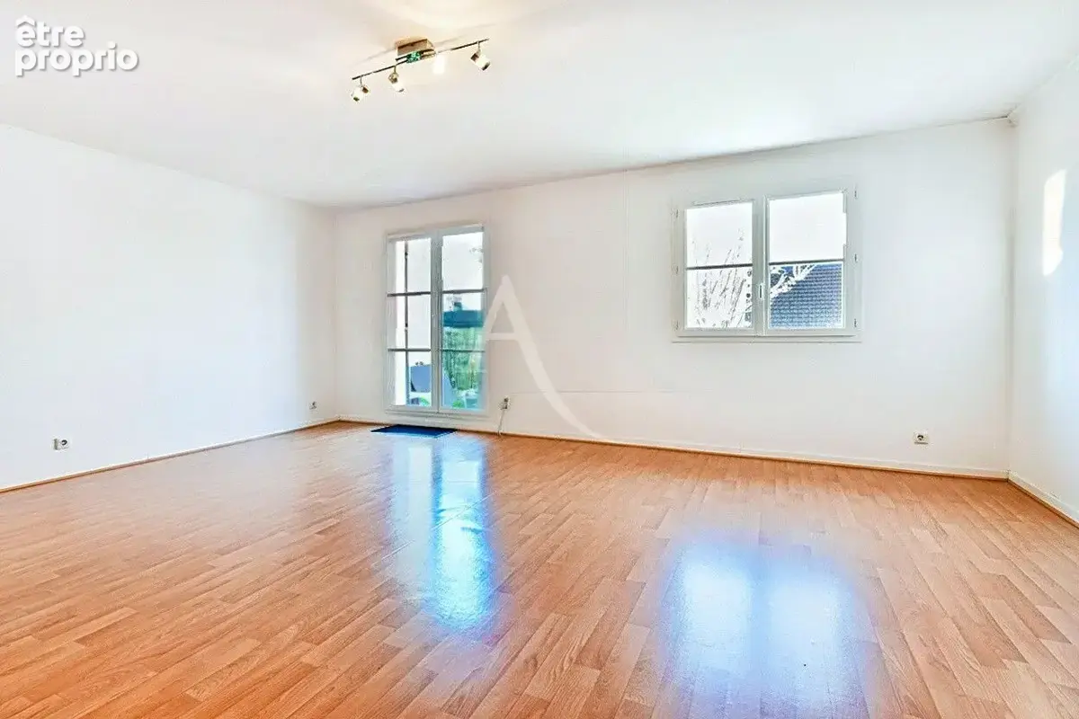 Maison récente 4 pièces à vendre à Guignes - Secteur calme et agréable - photo 2