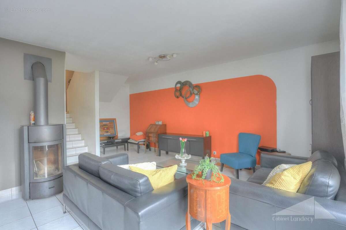 Maison à FERNEY-VOLTAIRE