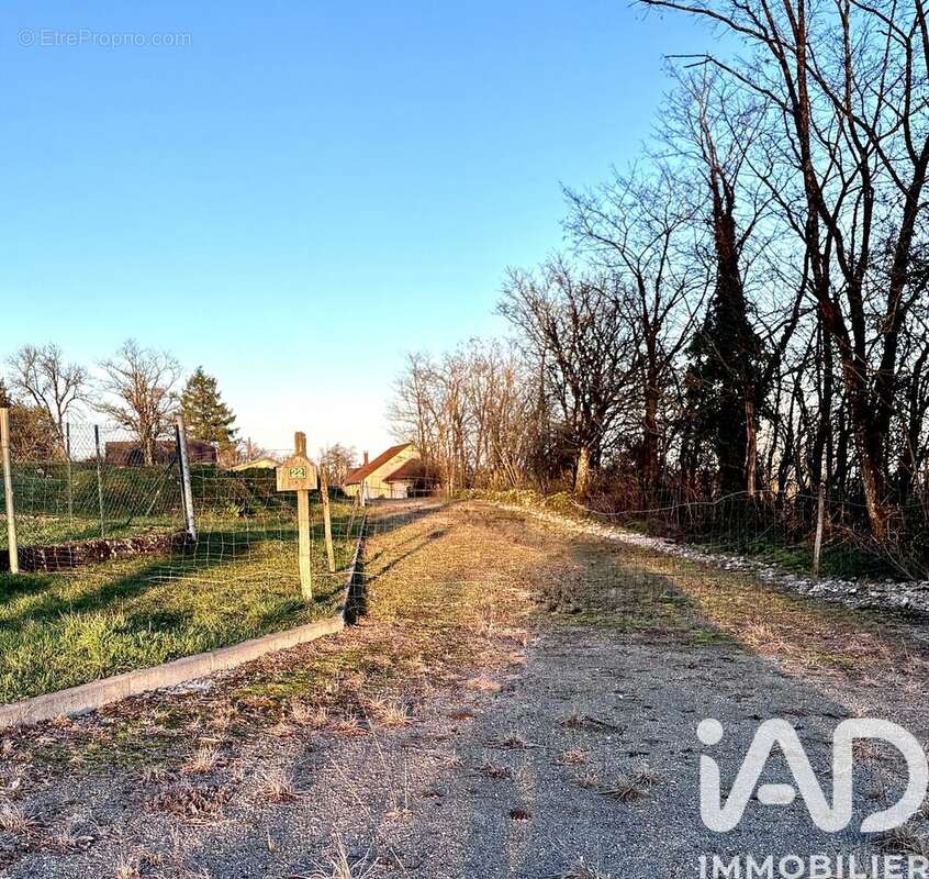 Photo 3 - Terrain à LE MOUTHEROT