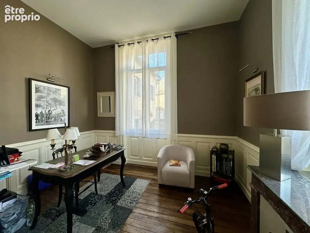 Belle maison de ville offrant 11 chambres - photo 7