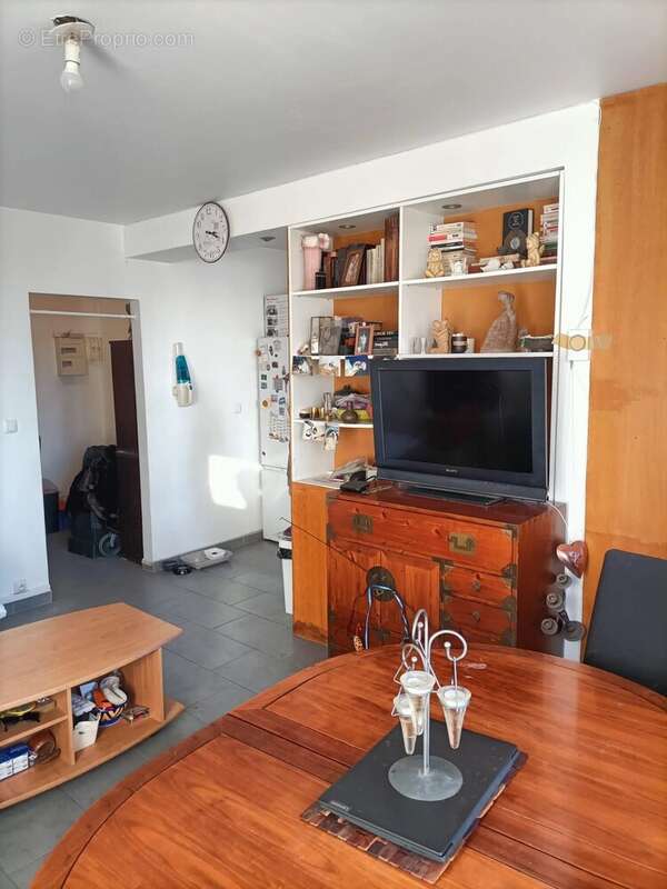 Appartement à VILLENEUVE-LA-GARENNE