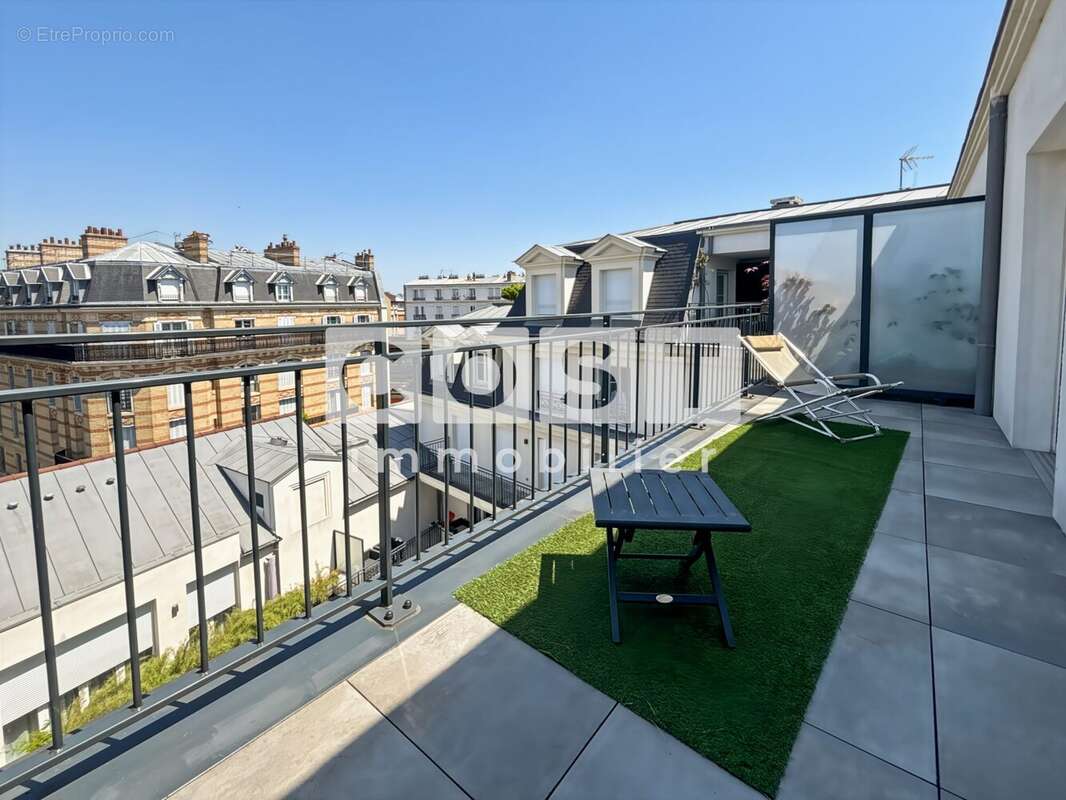Appartement à COLOMBES