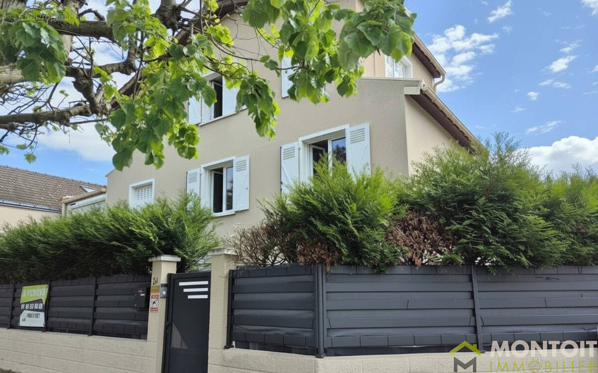 Maison à CHOISY-LE-ROI