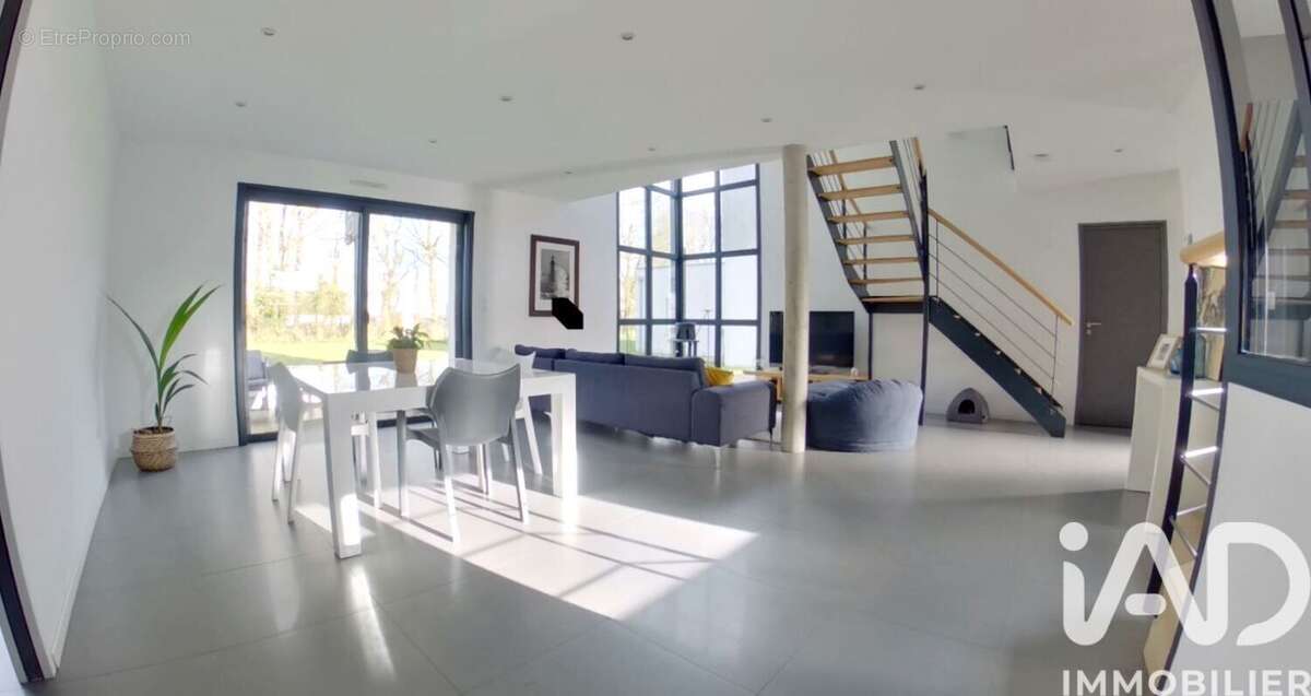 Photo 3 - Maison à CHANGE