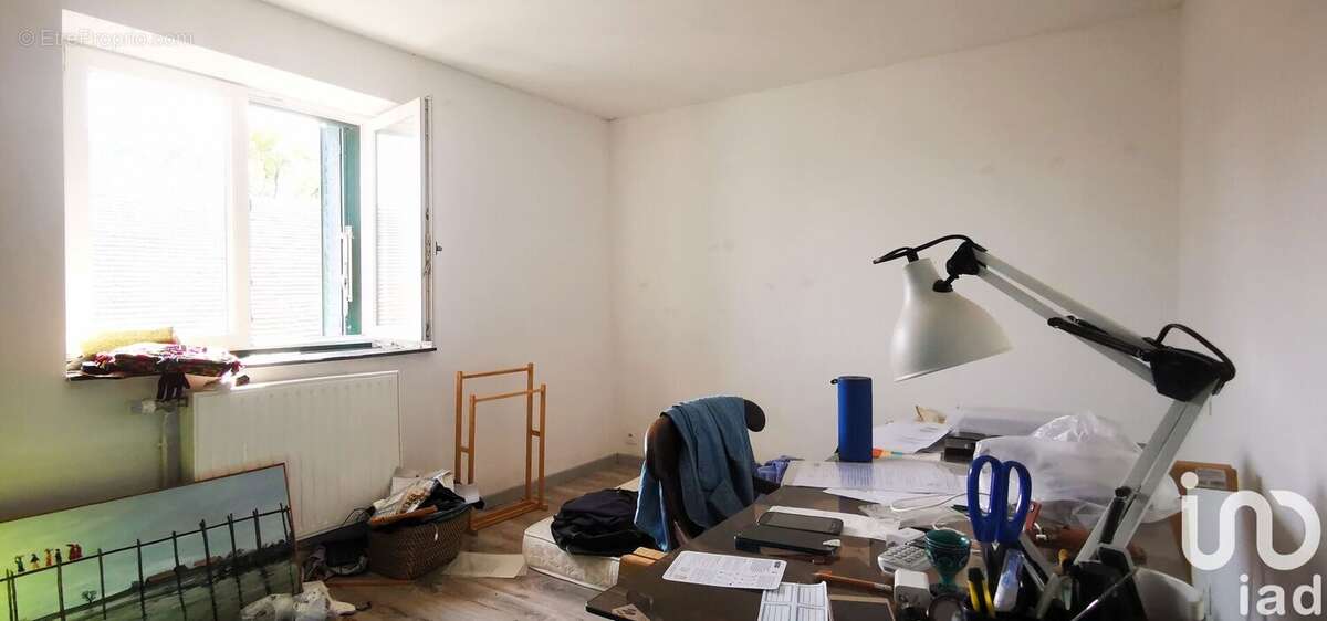 Photo 8