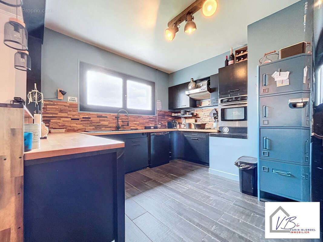 Maison à LILLEBONNE