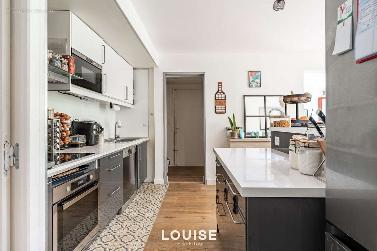 Appartement à VILLE-D'AVRAY