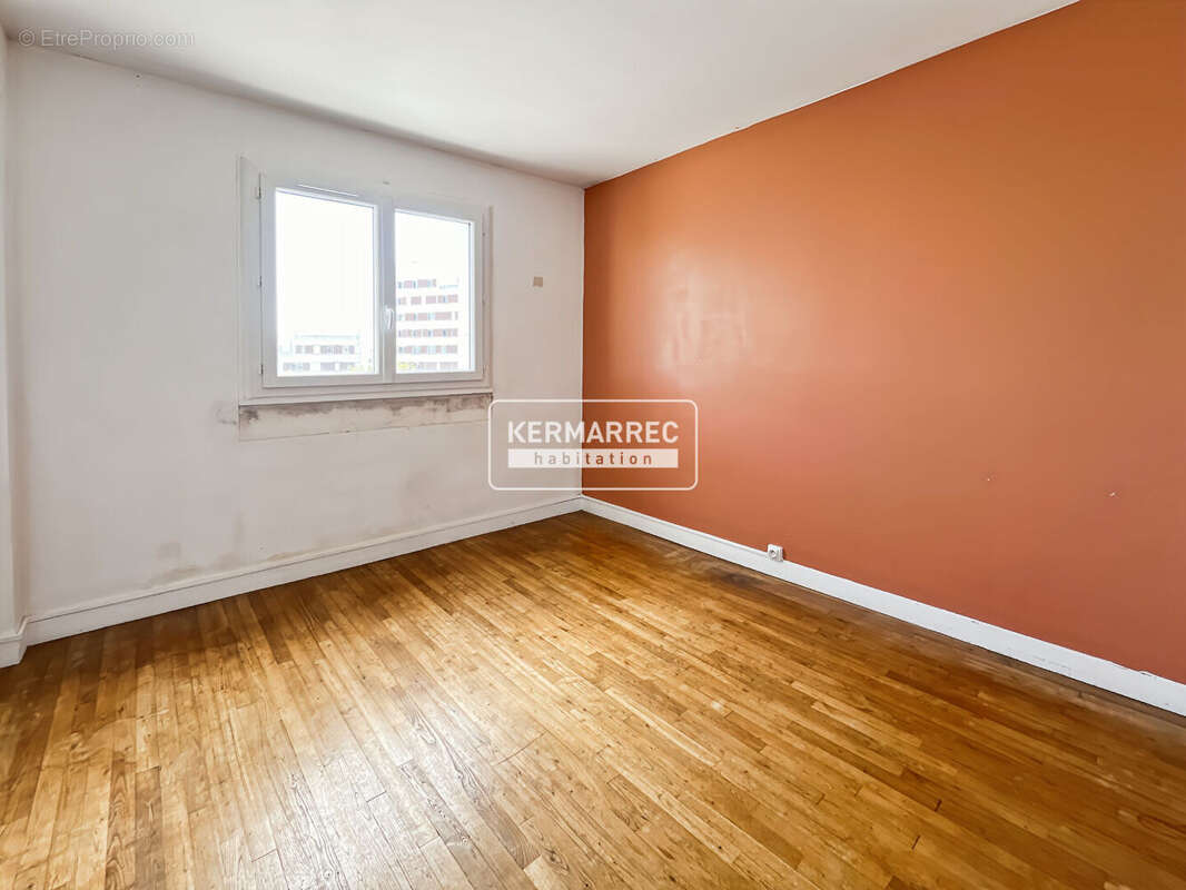 Appartement t3 - 2 chambres - balcon - ascenseur - parking - expose ouest - photo 6