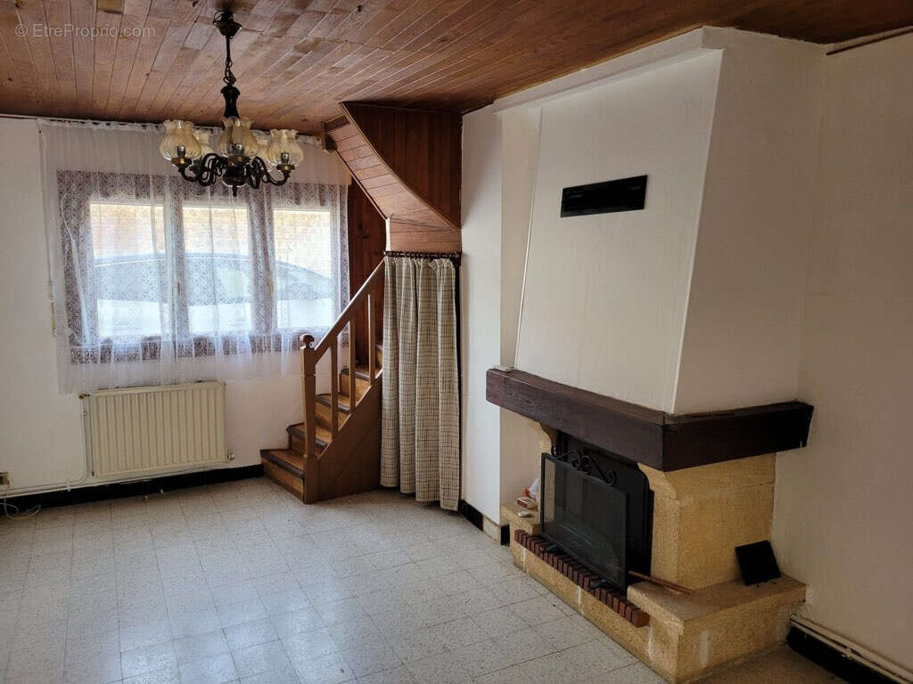 MAISON Sud-Est Amiens. - photo 10