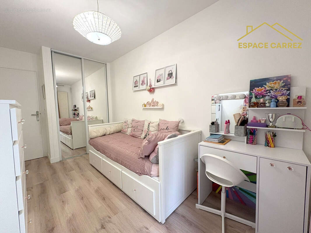 Appartement à LES LILAS