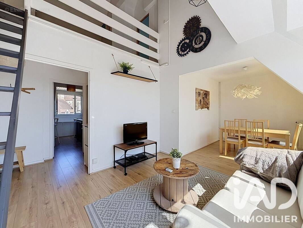 Photo 1 - Appartement à AUXERRE