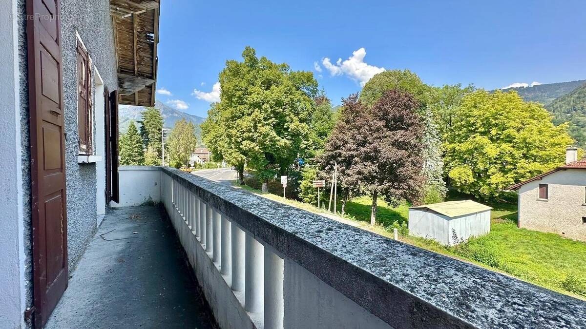Appartement à CLUSES