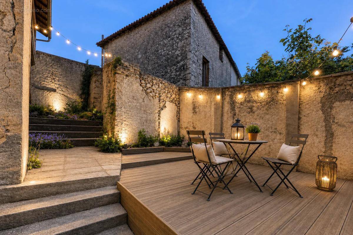 Maison à MAULEON