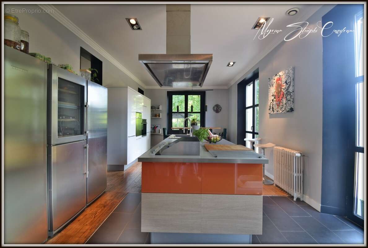 Maison de caractère à vendre 12 pièces  (40) de 355 m² au coeur du centre-ville - photo 6