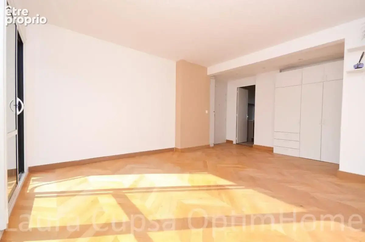 Sceaux - 8 min rer sceaux - 3p - 55,65 m² - balcon - 4e et dernier etage -  cave - parking libre dans residence fermee - possibi - photo 3