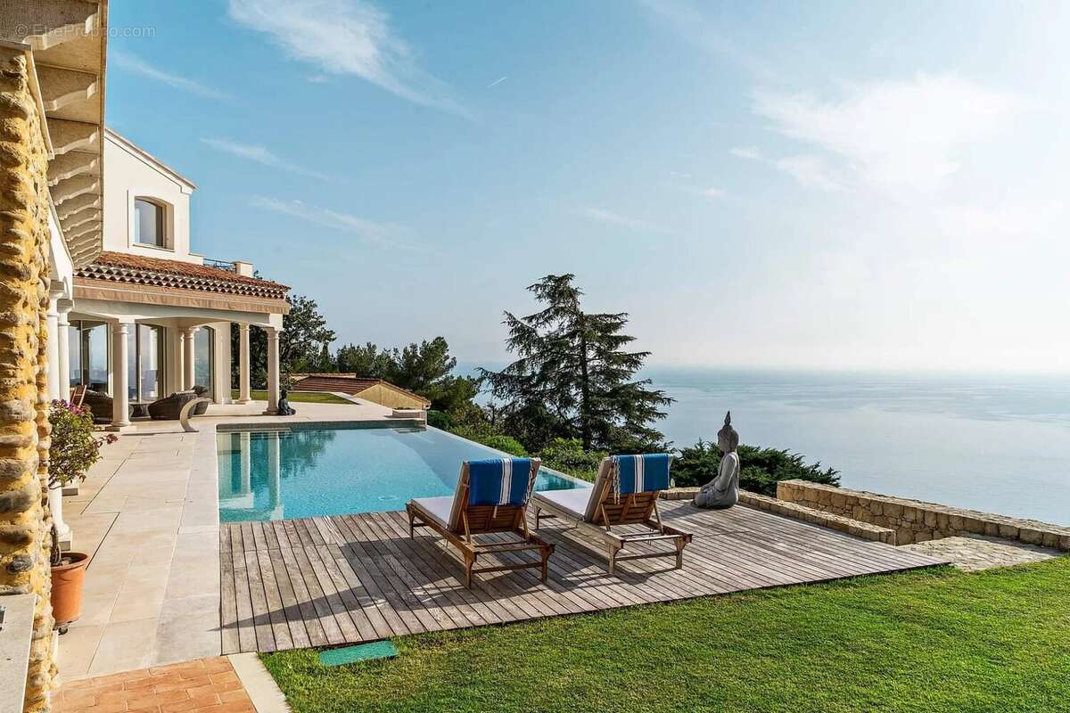 Maison à ROQUEBRUNE-CAP-MARTIN