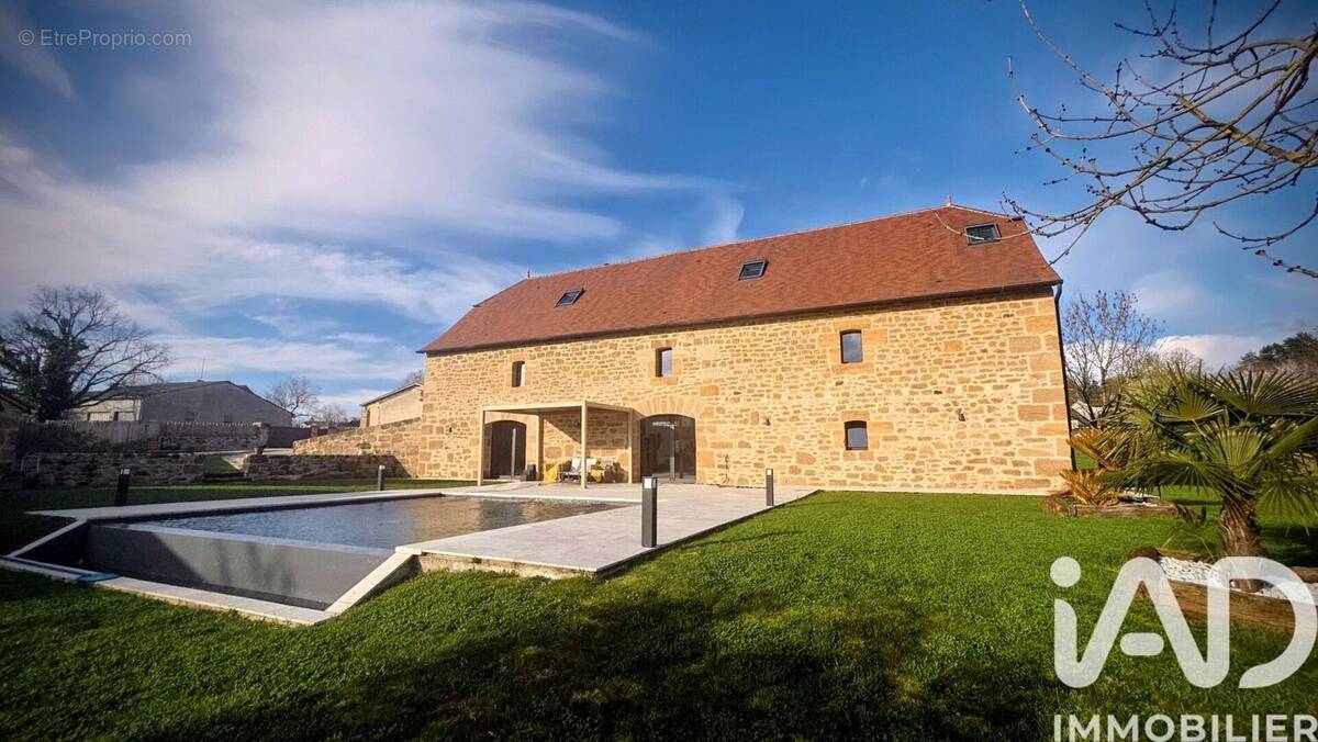 Photo 1 - Maison à LACAPELLE-MARIVAL