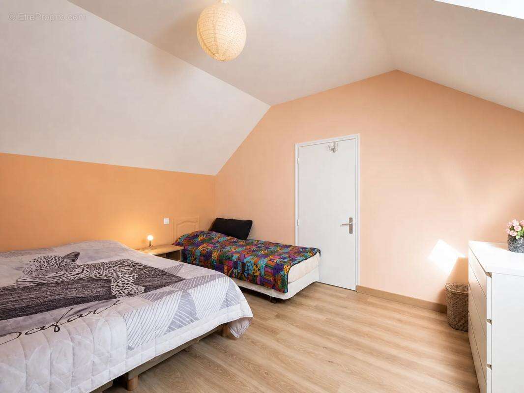 Maison de 7 pièces de 129 m² à Vion - photo 7