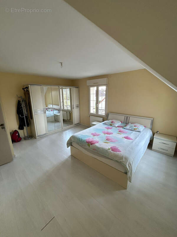 Maison à SEZANNE