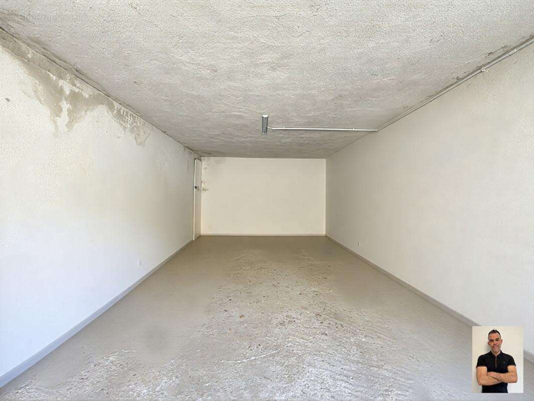 Maison à FLASSANS-SUR-ISSOLE