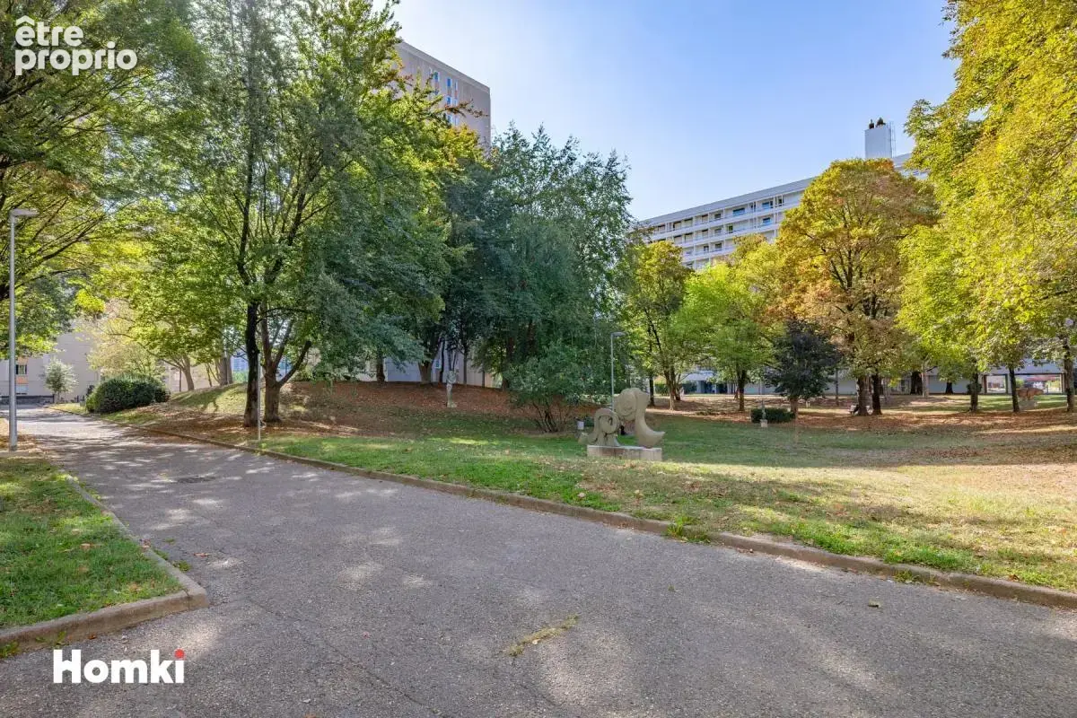 Villeurbanne – t2 bis de 48,56 m² – 13ᵉ étage – lumineux – balcons – parc – - photo 12