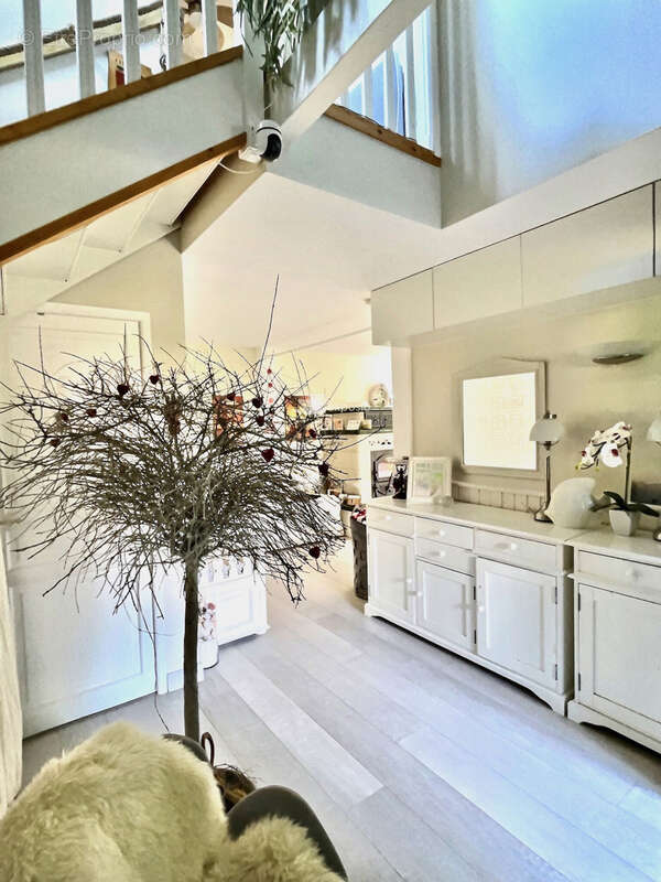 Maison à DIVONNE-LES-BAINS