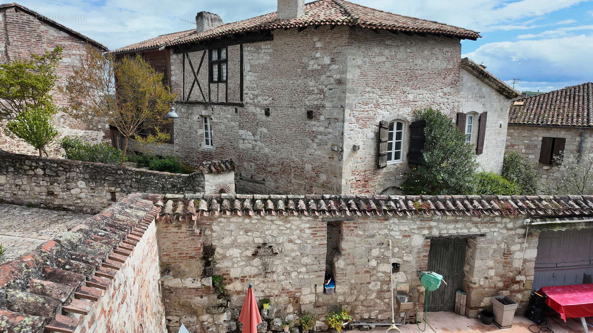 Maison à PENNE-D'AGENAIS