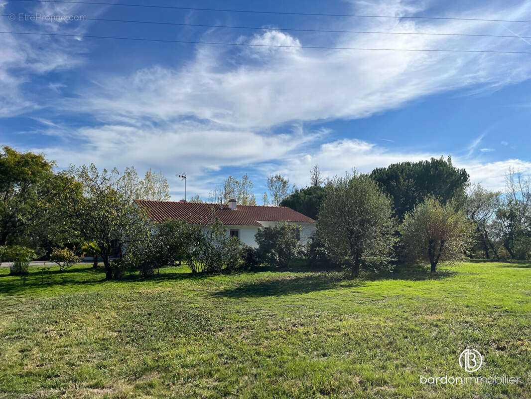 Maison à LE PERRIER