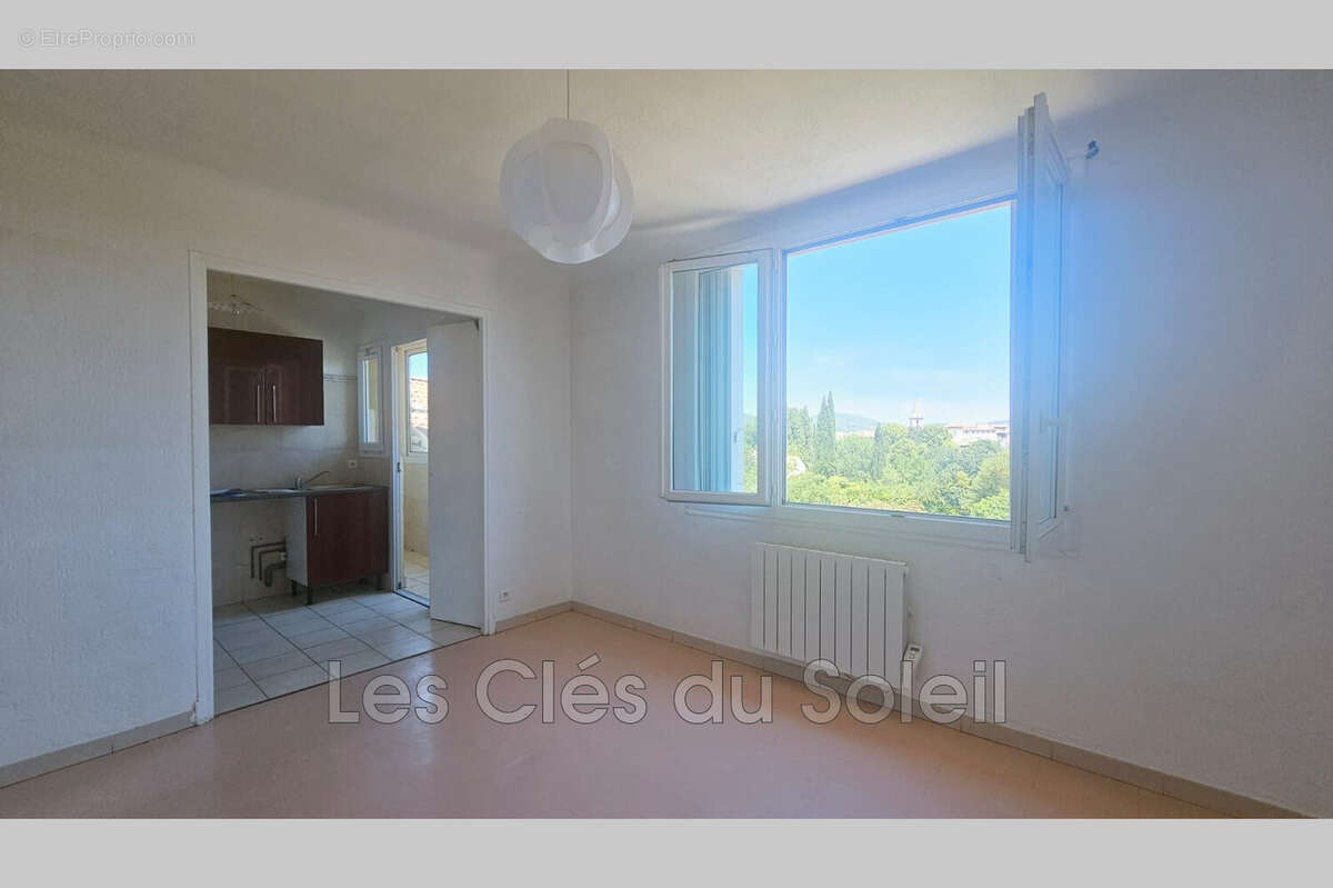 Appartement 47 m² à Brignoles  - photo 8