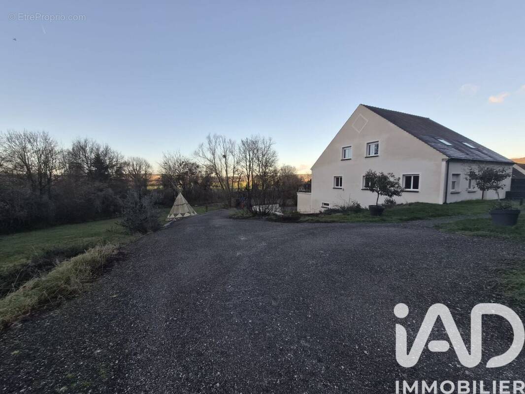 Photo 1 - Maison à LA FERTE-SOUS-JOUARRE
