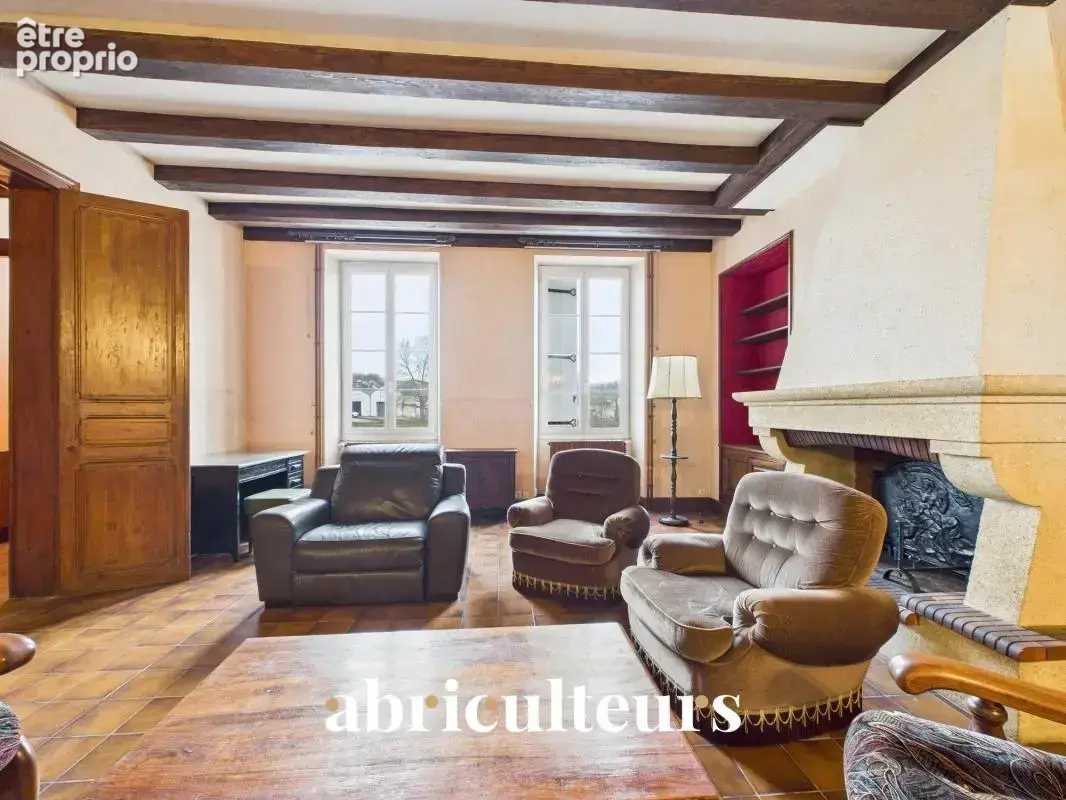 Maison de Maître À deux pas des bords de la Charente en vente à Jarnac (16200) - photo 4