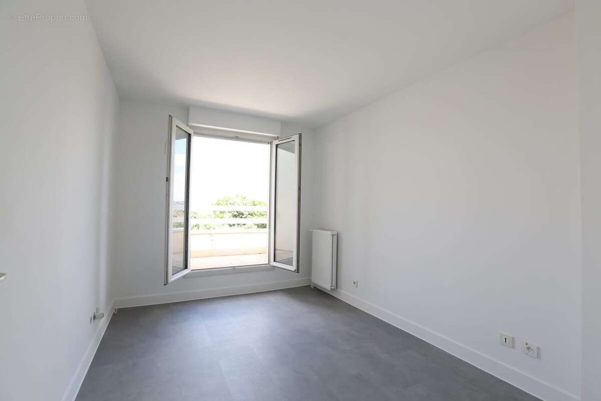 Appartement 84 m² à Sannois  - photo 4