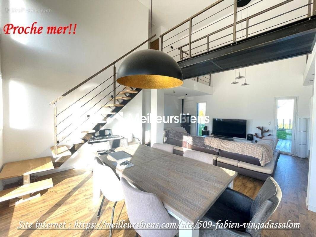 Maison à PLOUGRESCANT