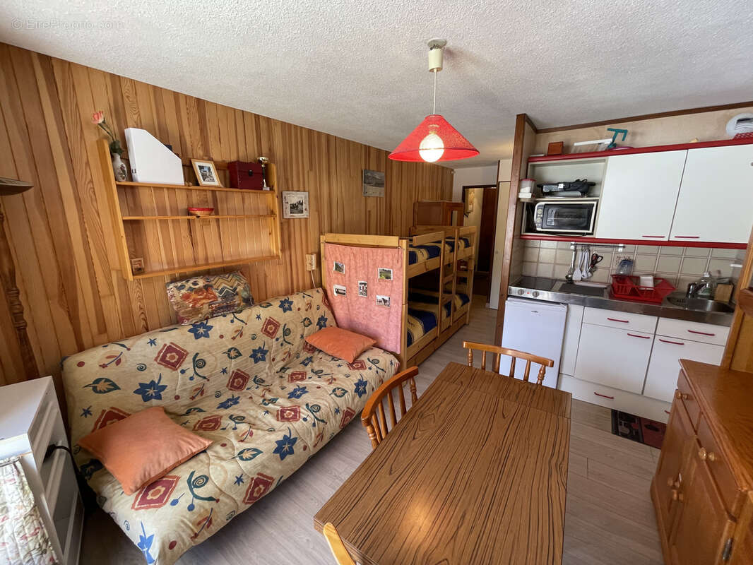 Appartement à LAVEISSIERE
