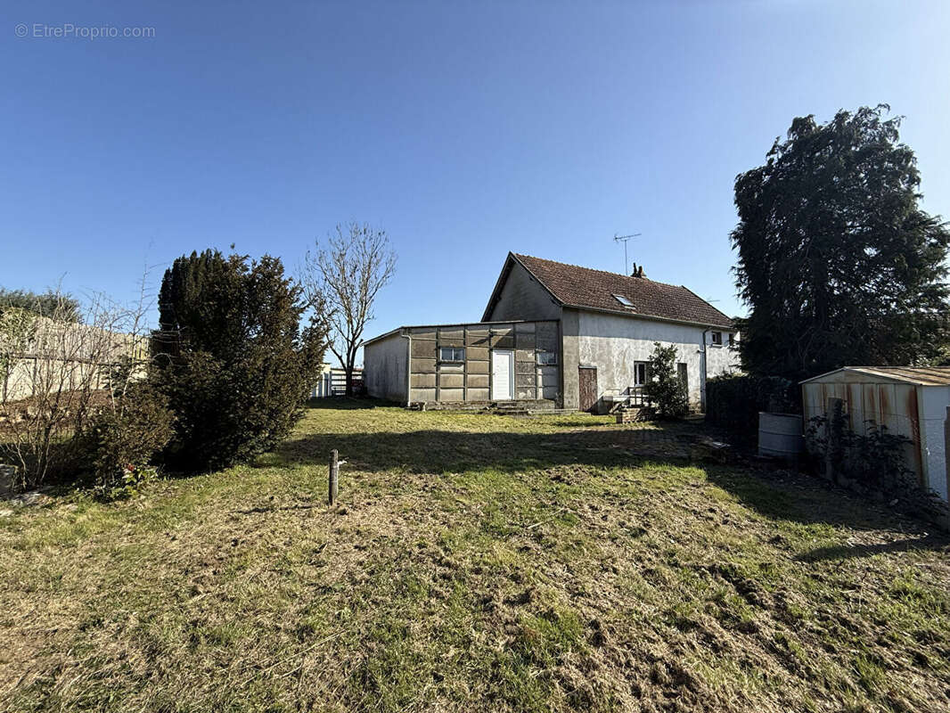 Maison à CHAMBLET